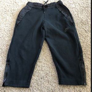 Nike Capri pants